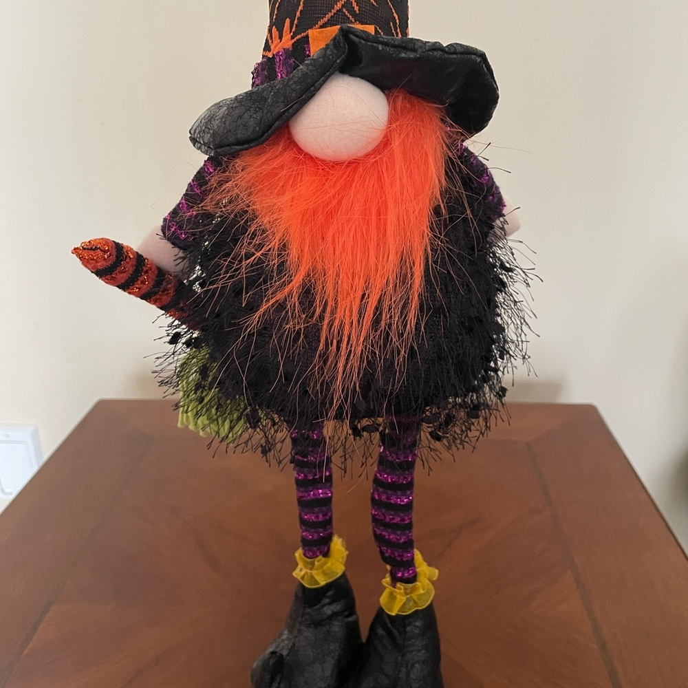 LED Lighted Halloween Gnome Witch - Picture 5 of 5